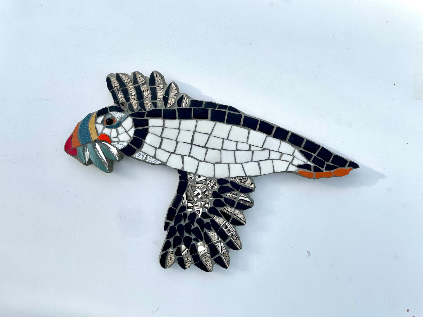 Puffin flying Left